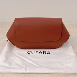 Cuyana Hexagon Clutch in Sienna